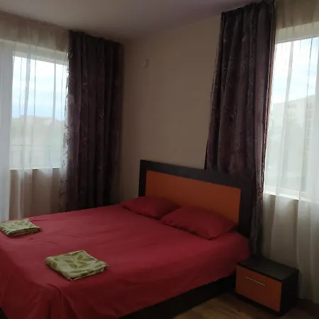 Апартамент В Несебър - Комплекс Виола Apartment *